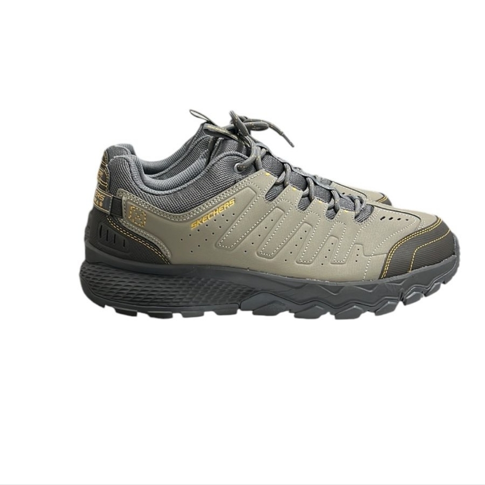 Skechers Men's Dynamite AT Sneakers  Size 13